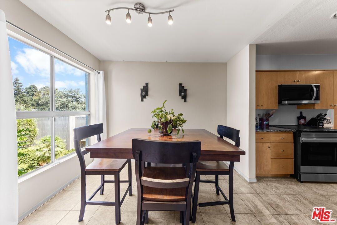 190 Arroyo Ter ##305 - Photo 5 of 14