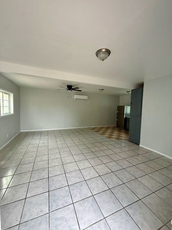 8447 Serapis Ave ##1/2 - Photo 2 of 5