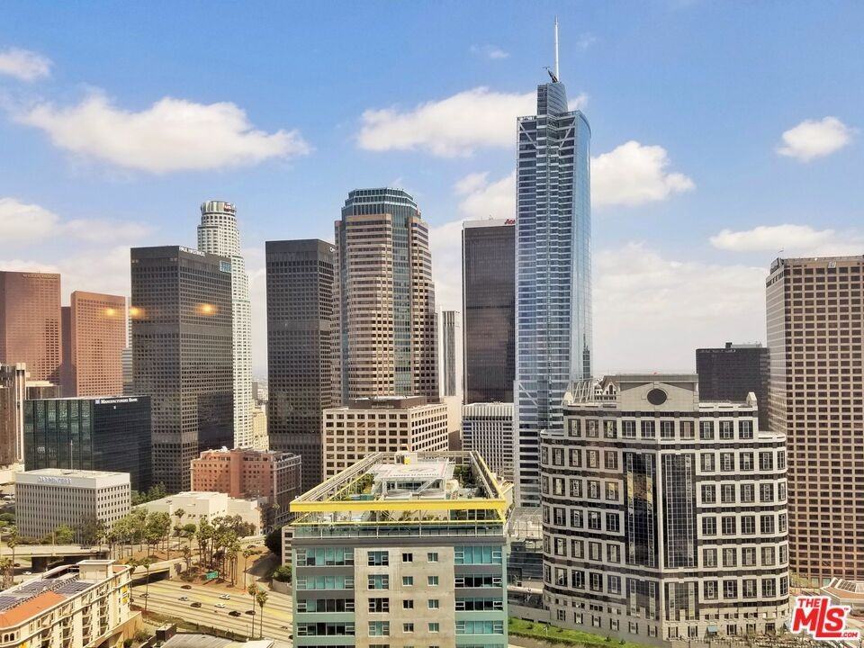 1100 Wilshire Blvd - Photo 3 of 27