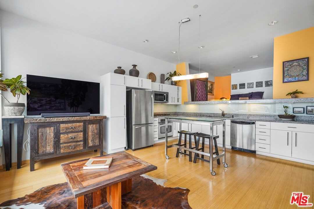 1100 Wilshire Blvd - Photo 7 of 27