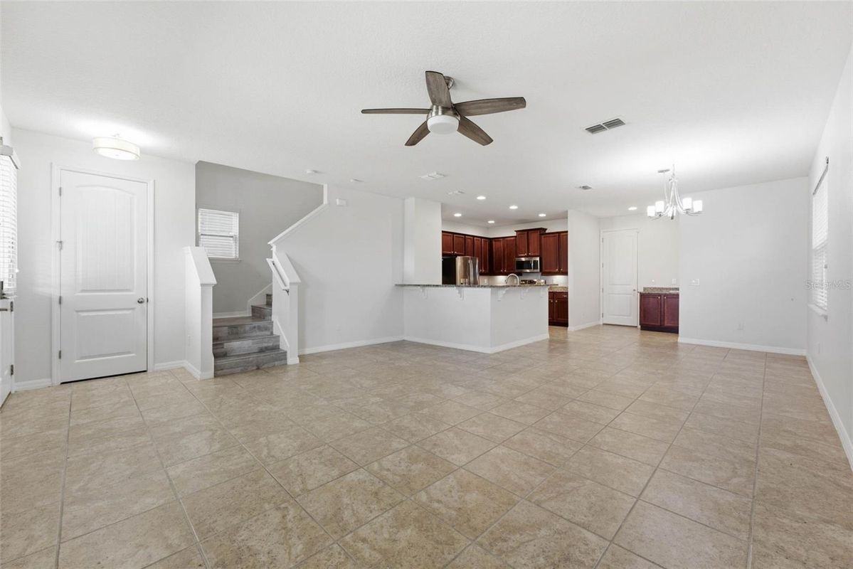13786 Summer Harbor Ct - Photo 4 of 9