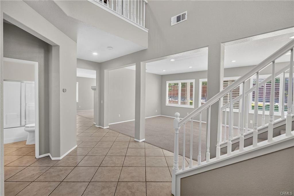 12611 Avocado Way - Photo 3 of 21