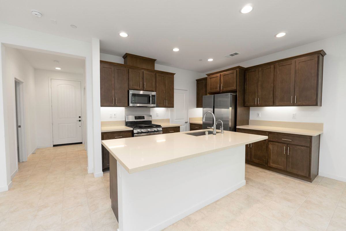 26149 Park Ave - Photo 3 of 3