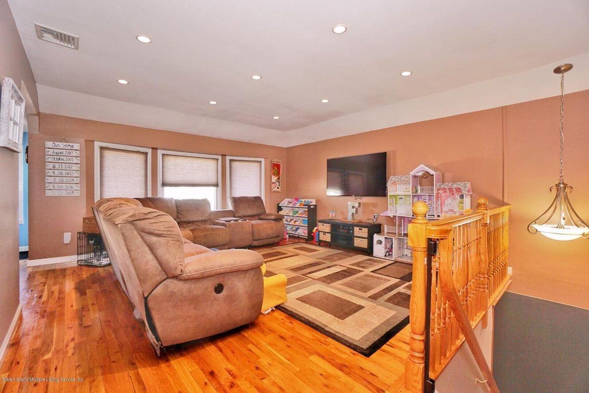 30 Laredo Ave ##2 - Photo 5 of 15