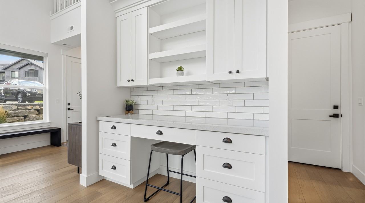 1137 Northwest #1 - Photo 6 of 29