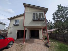 featured image of 218 S Fairview St