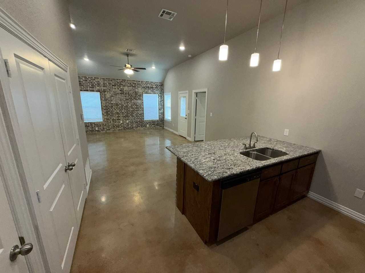 5803 Mercy Trail - Photo 7 of 11