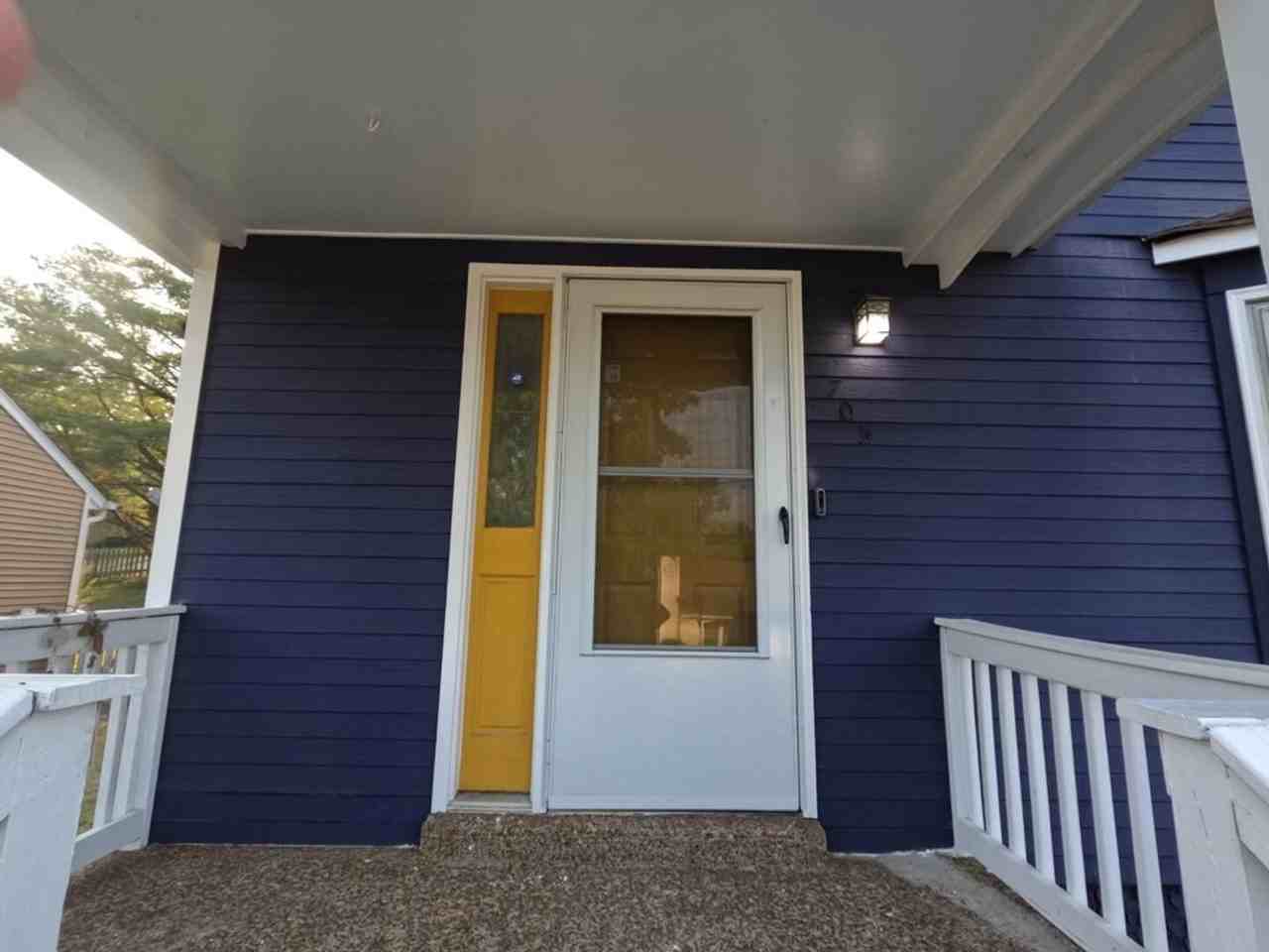 705 Heritage Square Dr - Photo 2 of 20