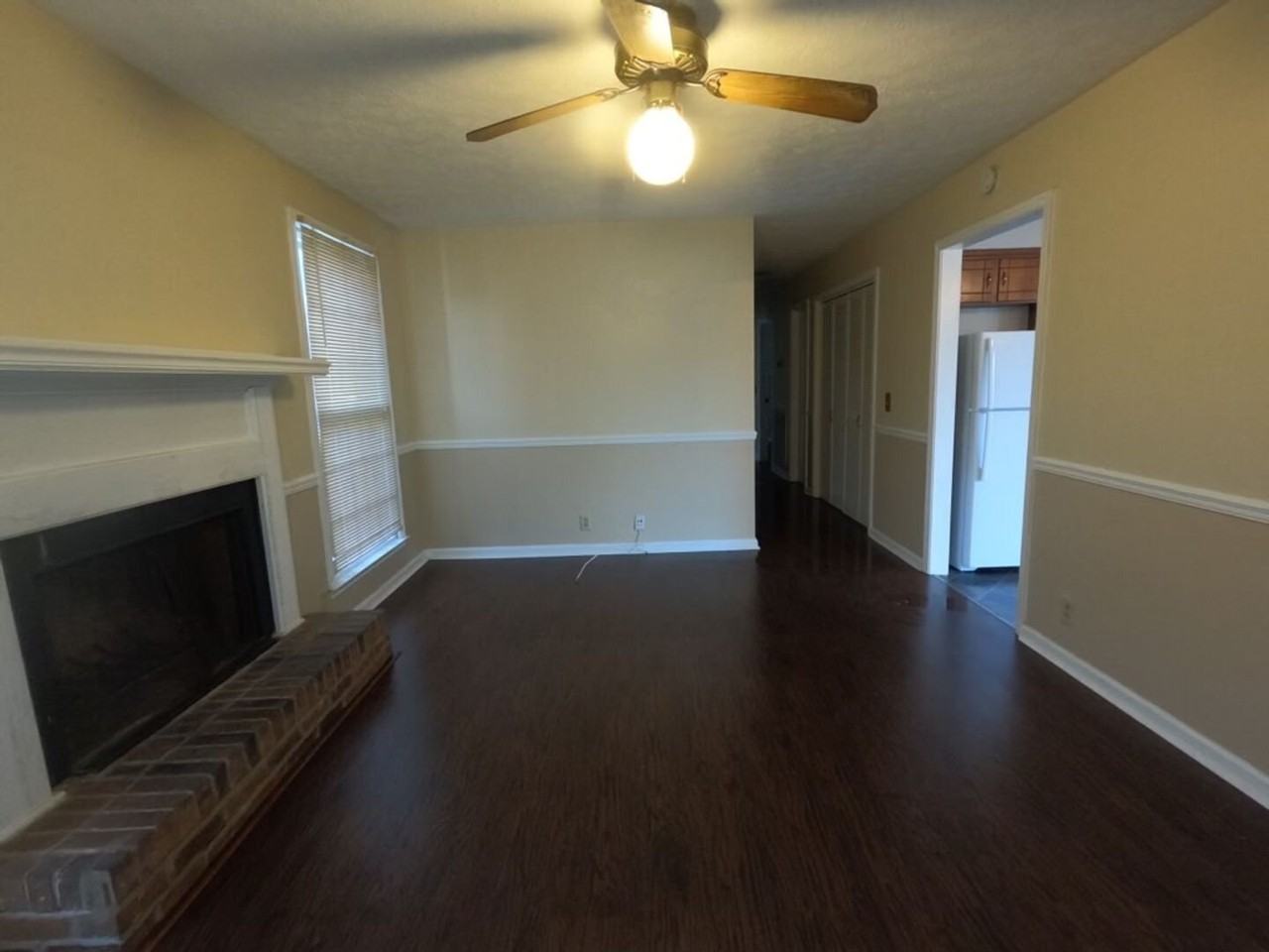 705 Heritage Square Dr - Photo 4 of 20