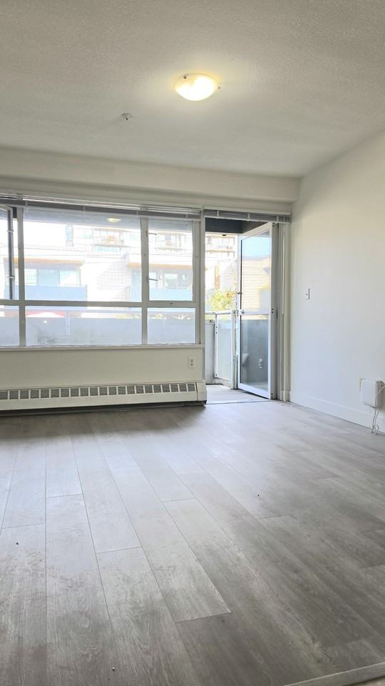 2475 4th Ave W #313 - Photo 2 of 11