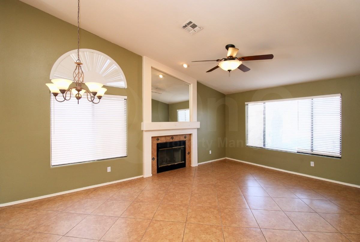 4345 E Meadow Dr - Photo 7 of 22