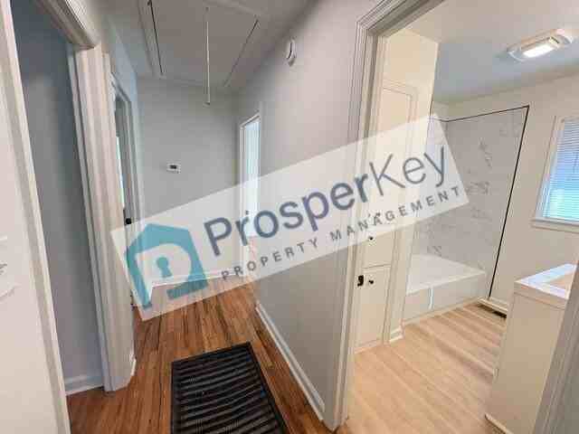 1008 54th St - Photo 6 of 15