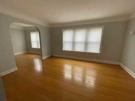 1619 W Lunt Ave #3A - Photo 1 of 1