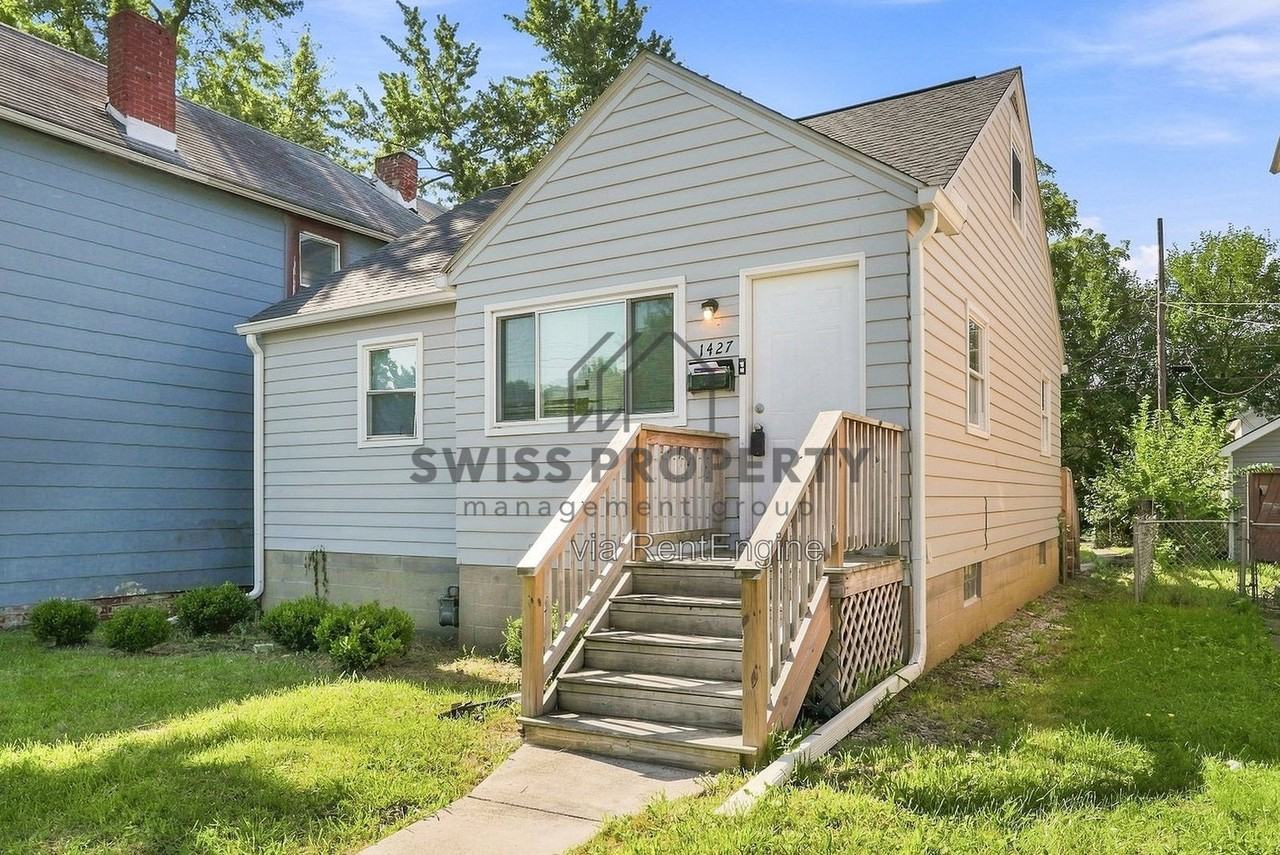 1427 Myrtle Ave - Photo 2 of 15