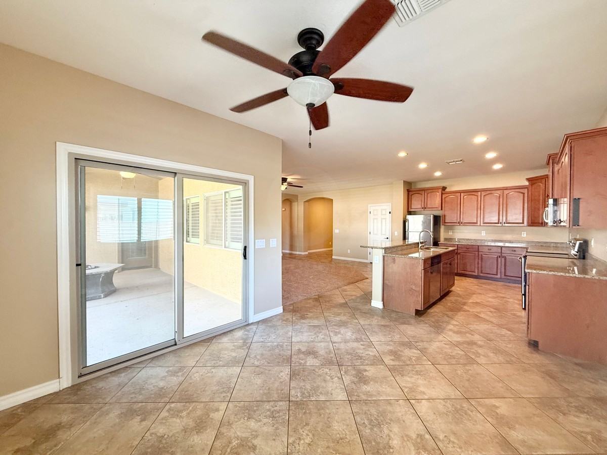 2678 E Ficus Way - Photo 6 of 23