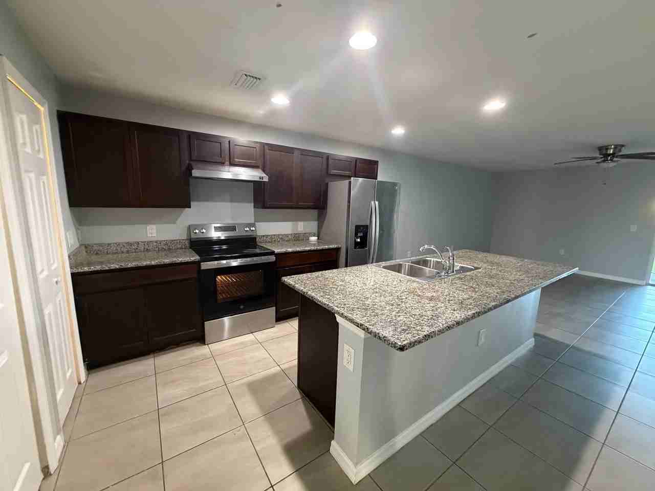 402 Sw 3rd Ct - Photo 6 of 21