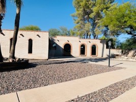 featured image of 8707 E Wallen Ridge Dr