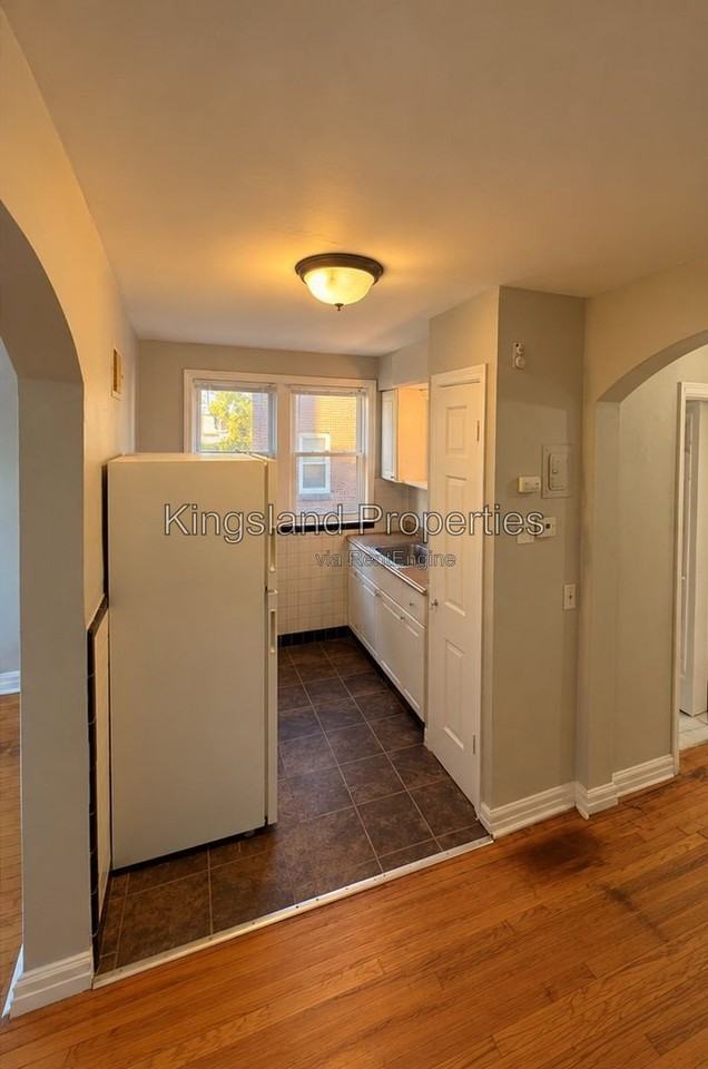 4954 Kemper Ave #4954 - Photo 3 of 7