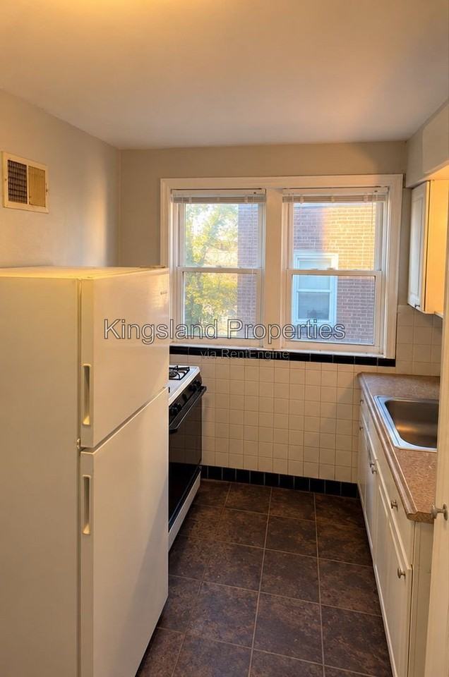 4954 Kemper Ave #4954 - Photo 4 of 7