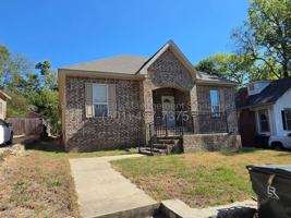 featured image of 107 S Valentine St #B