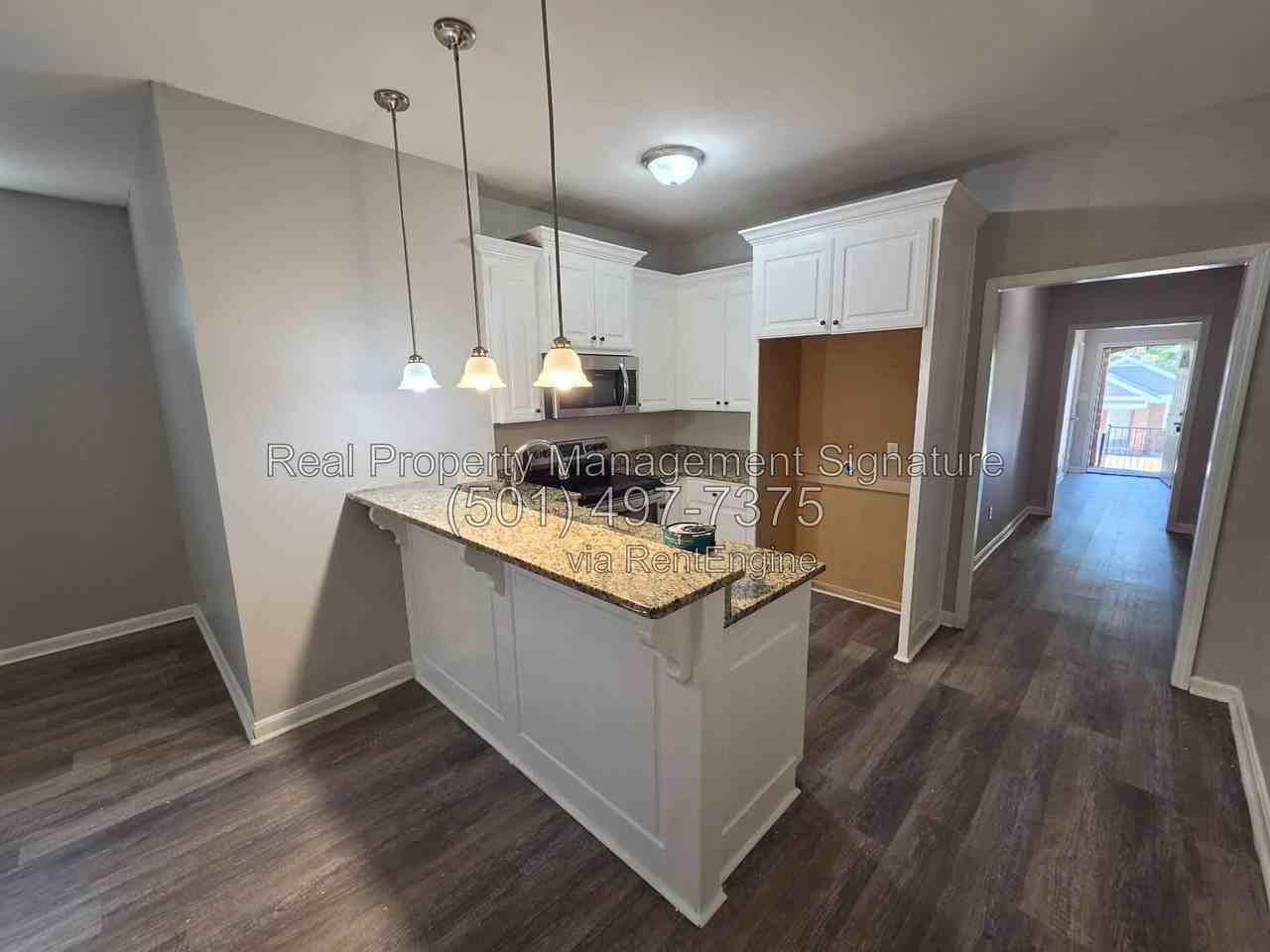 107 S Valentine St #B - Photo 7 of 18