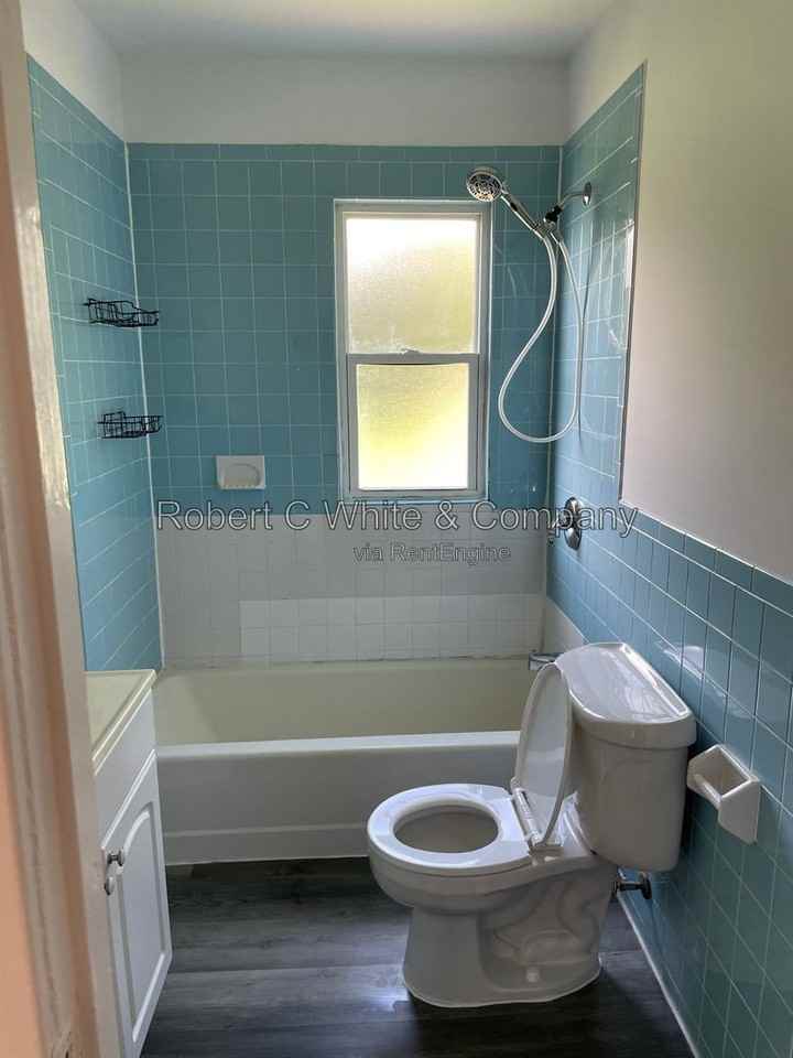 11 Leete St #1 - Photo 5 of 9
