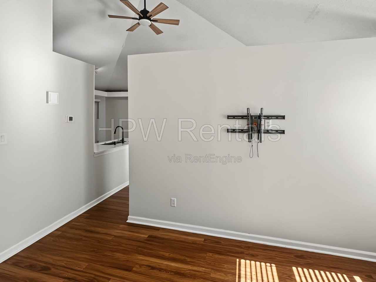 3306 Mill Run - Photo 7 of 14