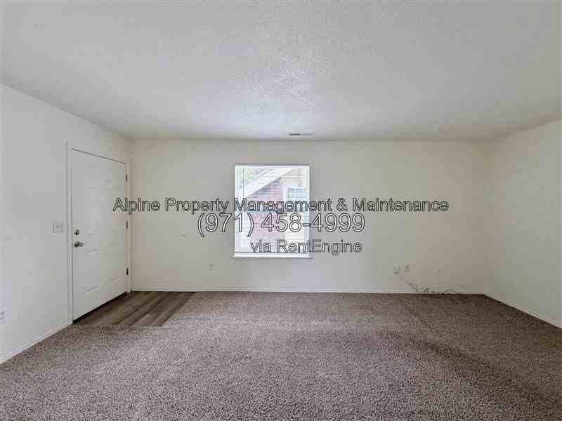 6644 Se 56th Ave - Photo 4 of 22