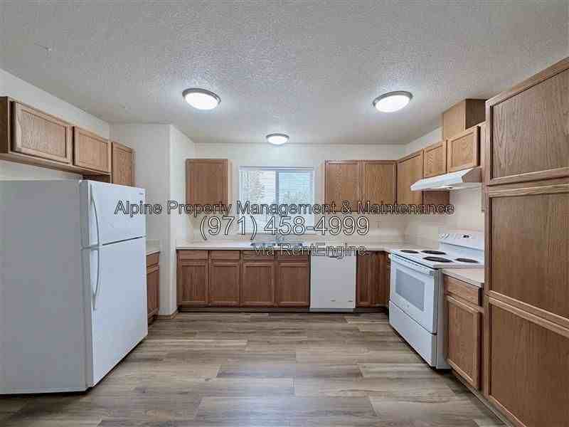 6644 Se 56th Ave - Photo 7 of 22