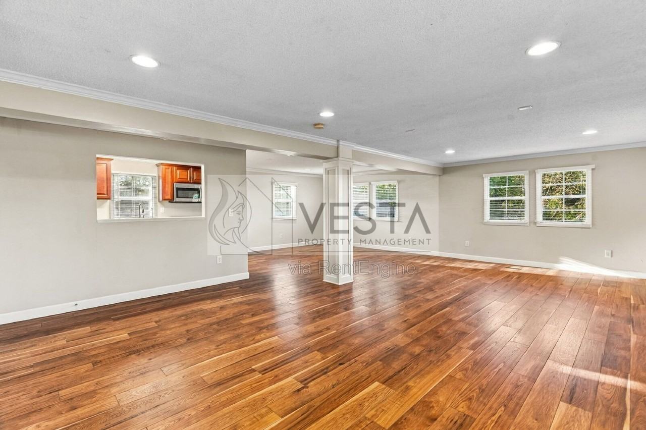 36 Rocky Ridge Rd #E - Photo 2 of 35