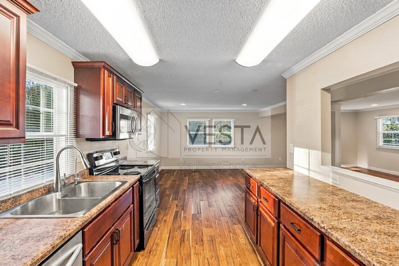36 Rocky Ridge Rd #E - Photo 5 of 35