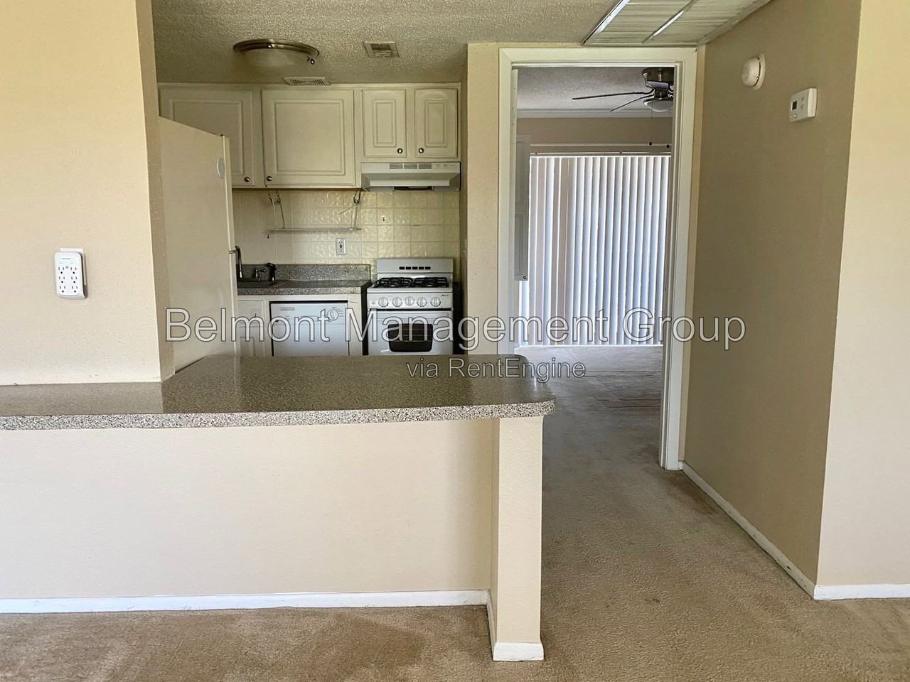 121 Oyster Bay Cir #370 - Photo 2 of 17