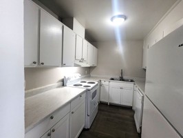 featured image of 3645 Mercer University Dr #5H