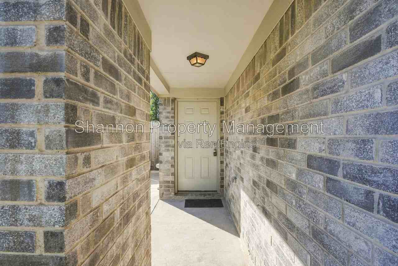 11007 Bauer Elm St - Photo 5 of 50