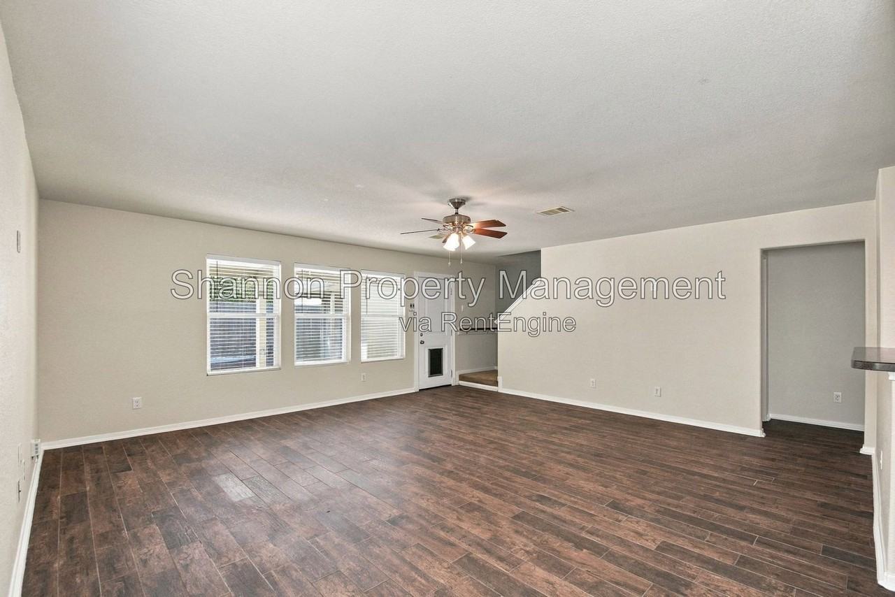 11007 Bauer Elm St - Photo 6 of 50