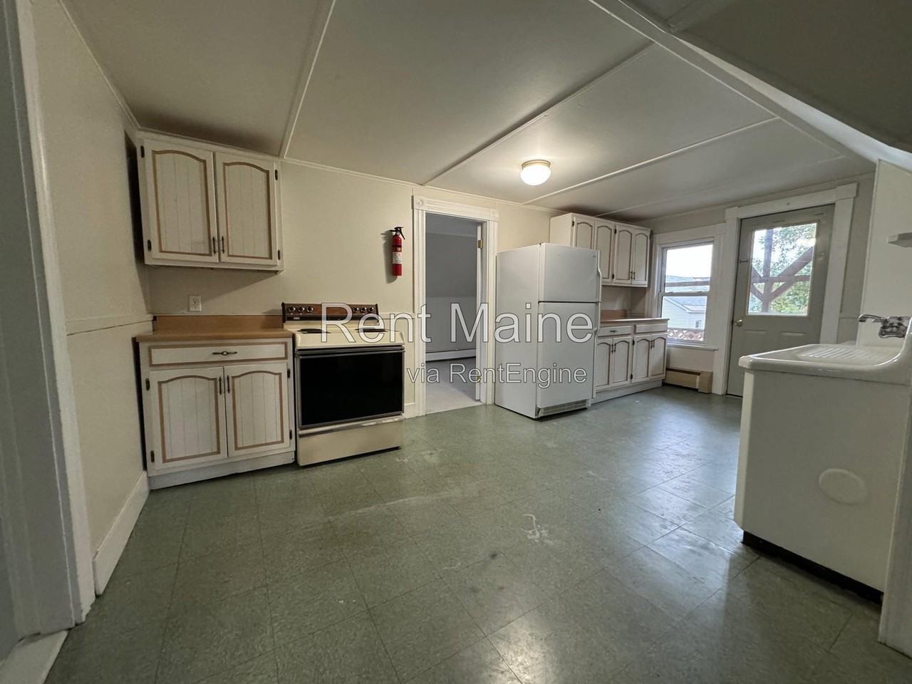 4 Bellevue St #3 - Photo 2 of 10