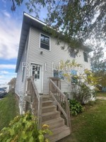 featured image of 6 Woodman Ave #2