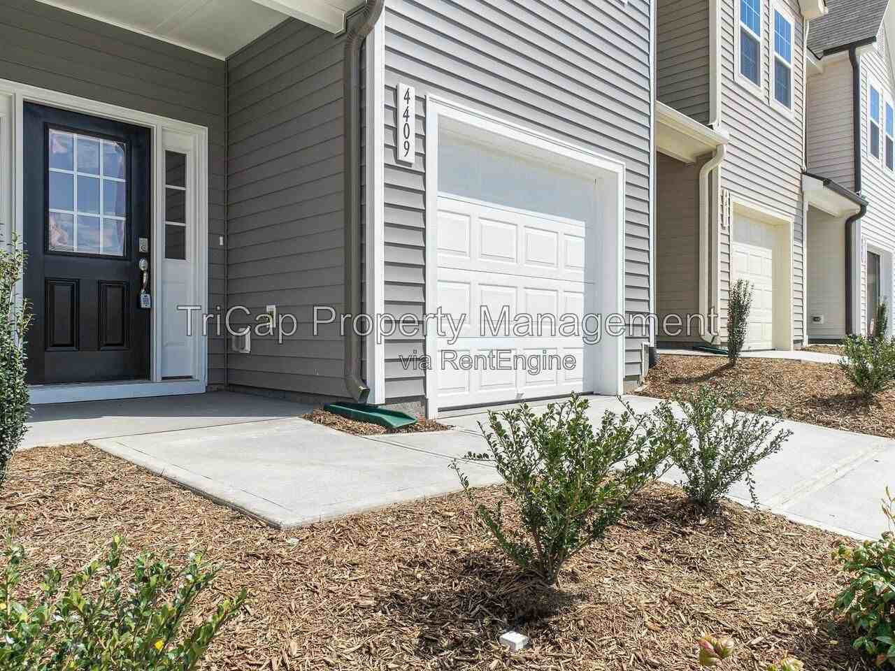 4409 Lord Joseph Ct - Photo 3 of 22