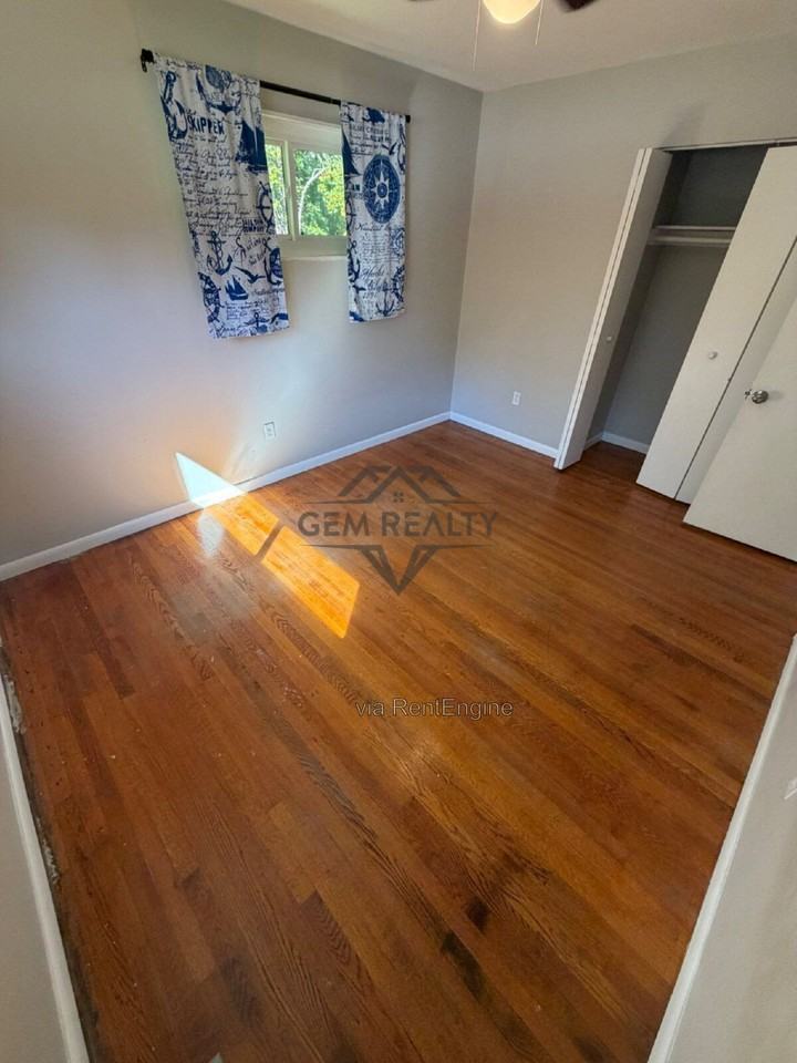 18901 Barnette Cir - Photo 7 of 36