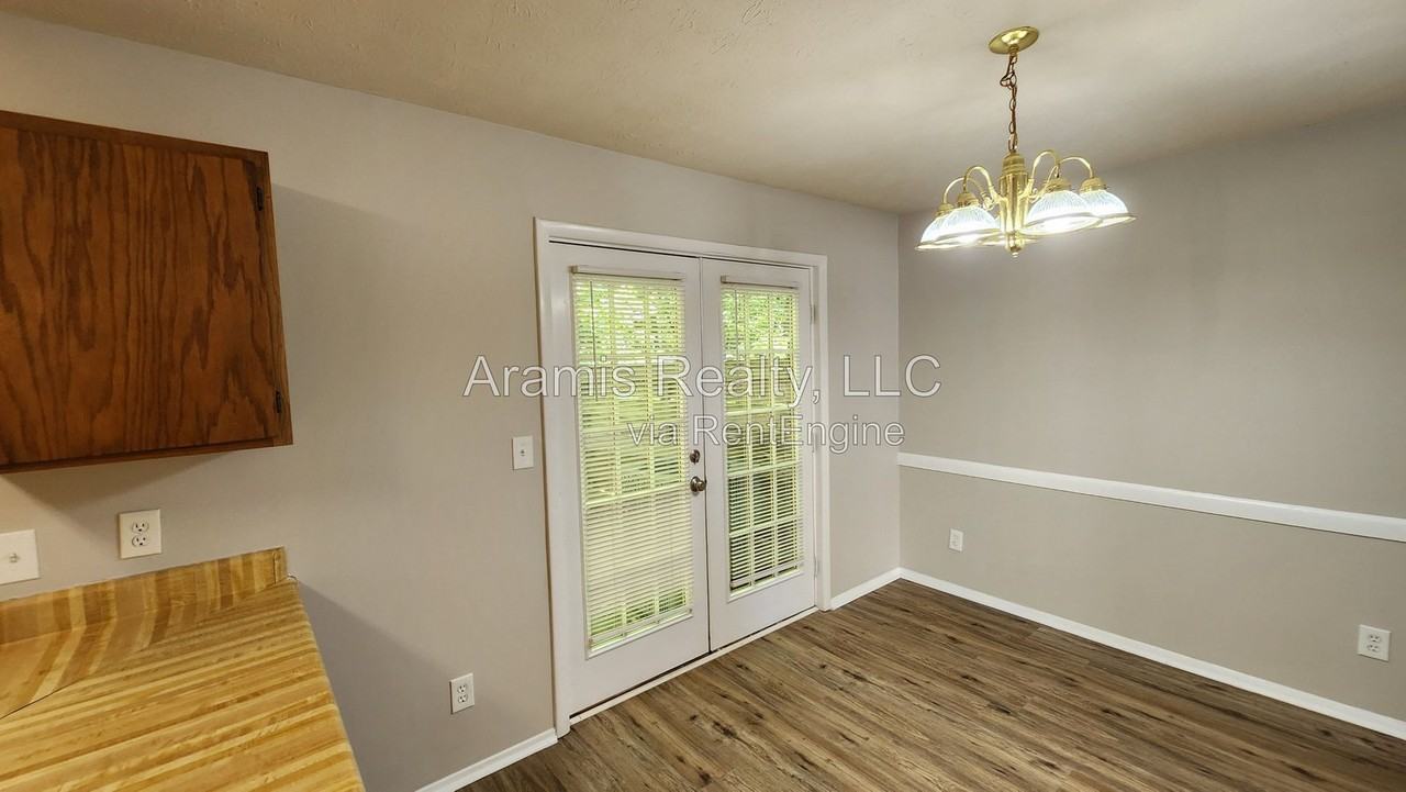 2322 Highpoint Rd #1 - Photo 5 of 13