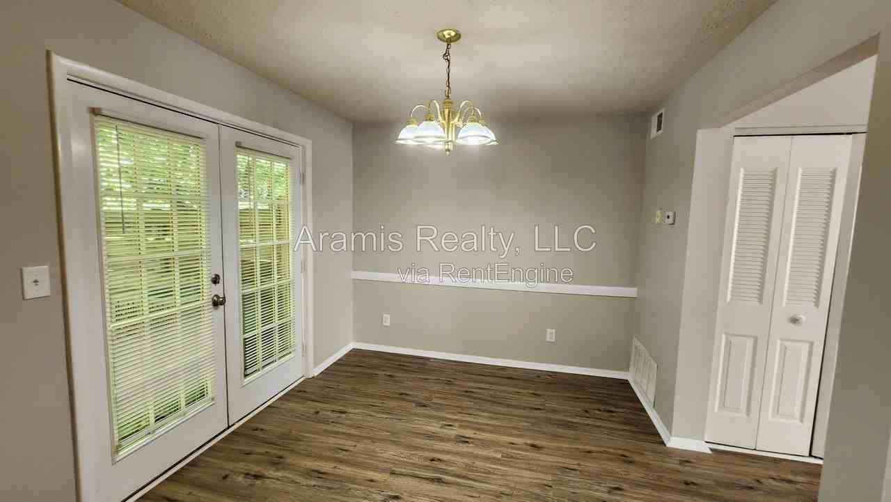 2322 Highpoint Rd #1 - Photo 6 of 13