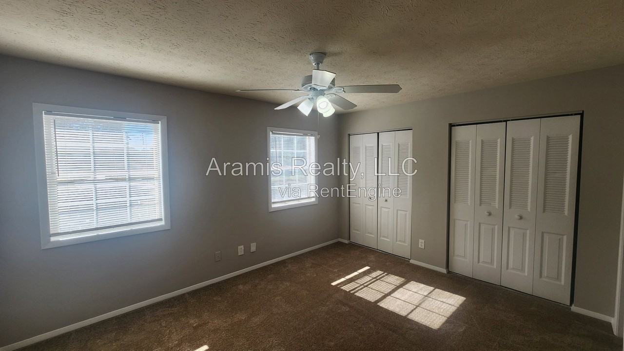 2322 Highpoint Rd #1 - Photo 7 of 13