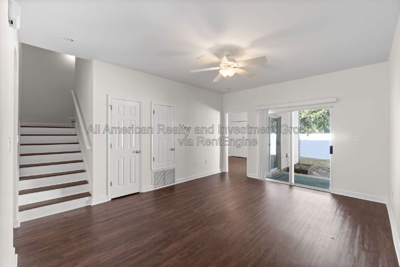20 Trevor Dr - Photo 5 of 22