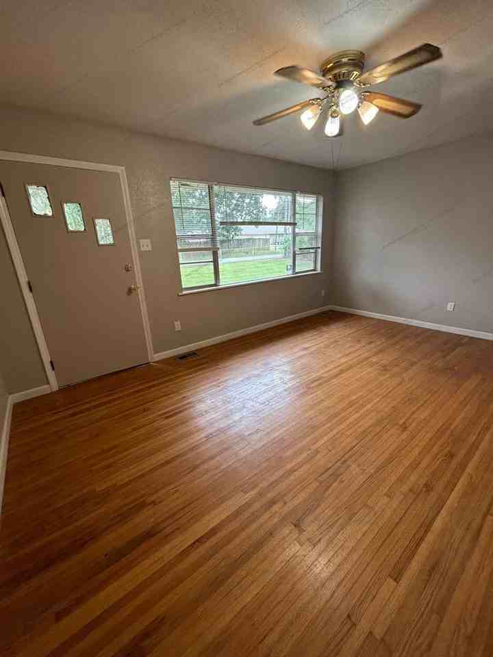 5409 S Y St - Photo 3 of 19
