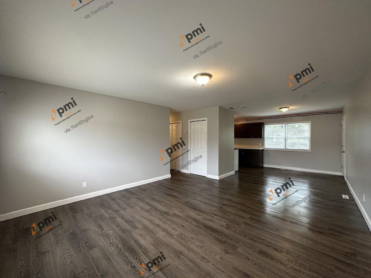 1426 E 36th Pl - Photo 4 of 27