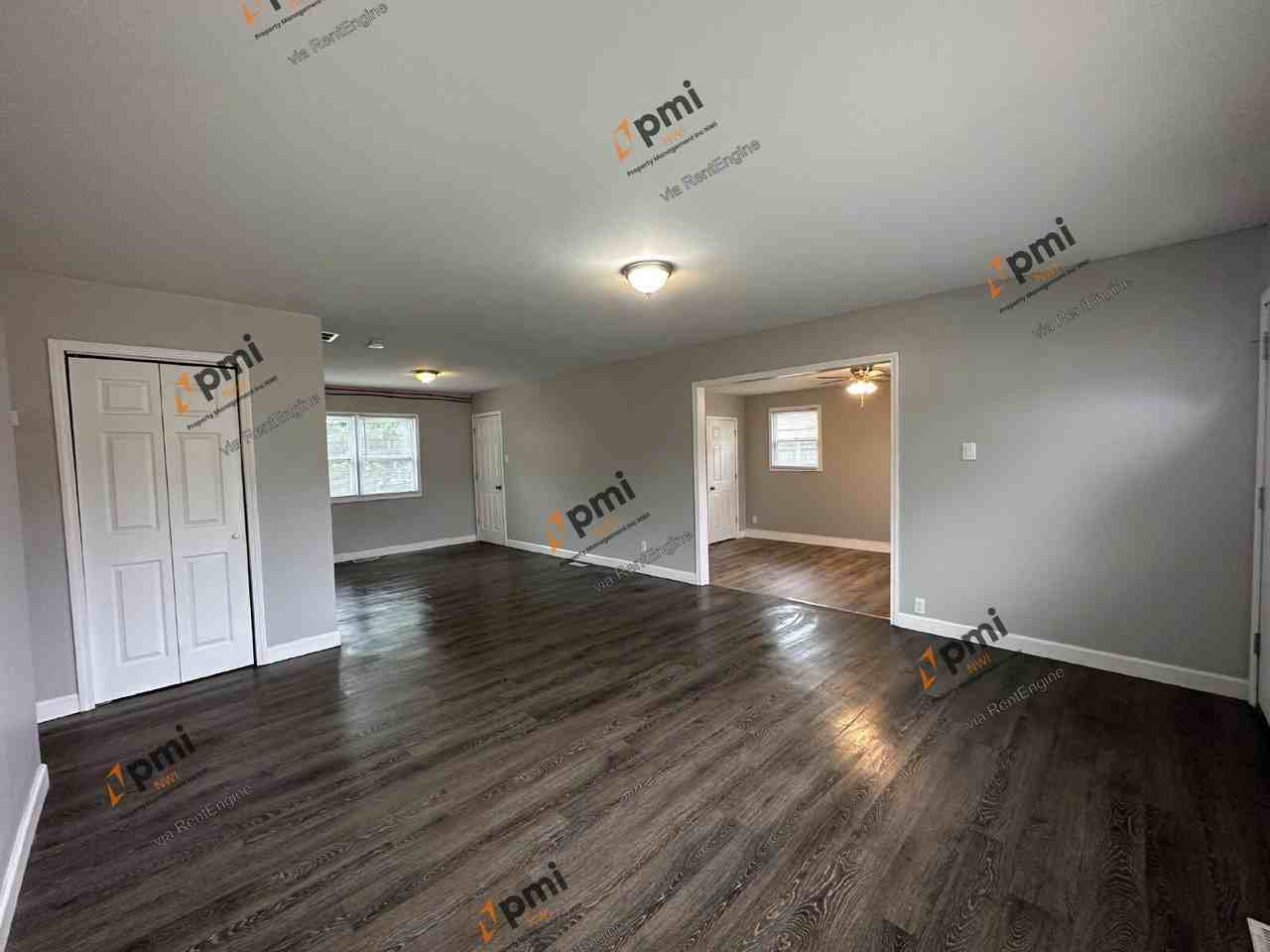 1426 E 36th Pl - Photo 5 of 27