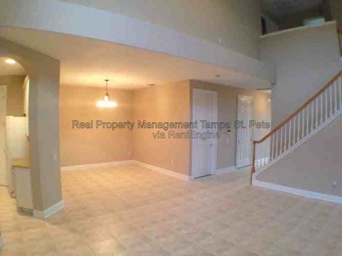 11613 Highbury Way - Photo 6 of 24
