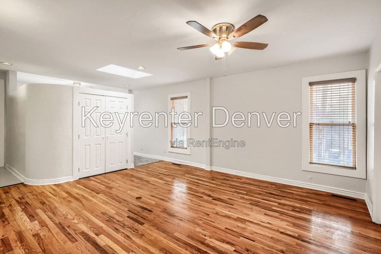 520 W 5th Ave - Photo 4 of 18