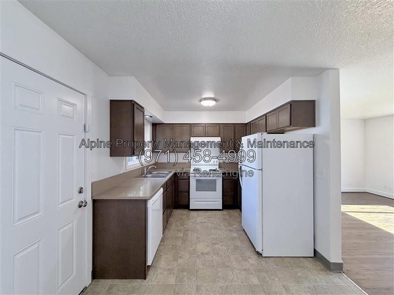 2315 21st Pl - Photo 5 of 22