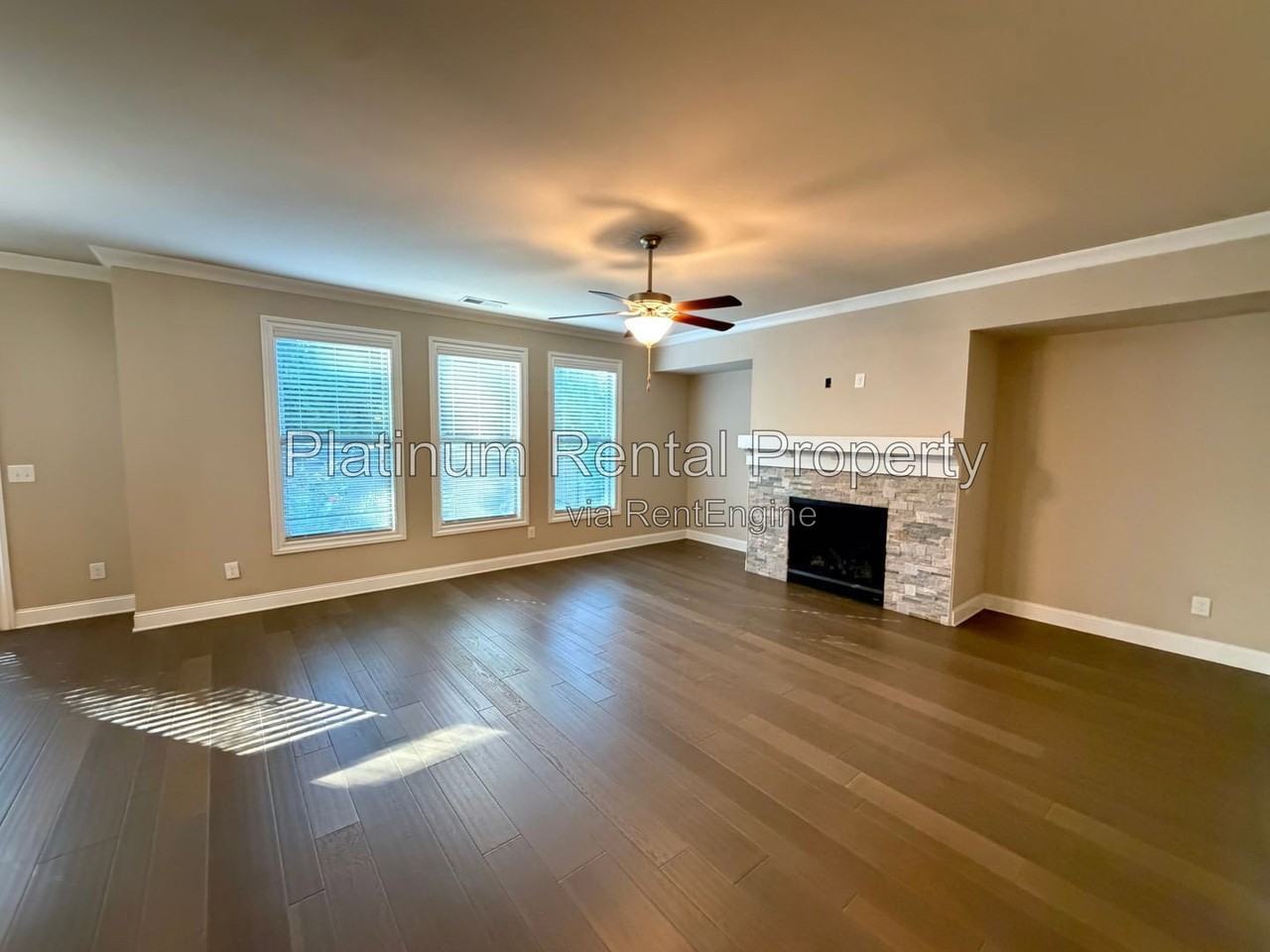 855 Hargrove Point Way - Photo 7 of 50